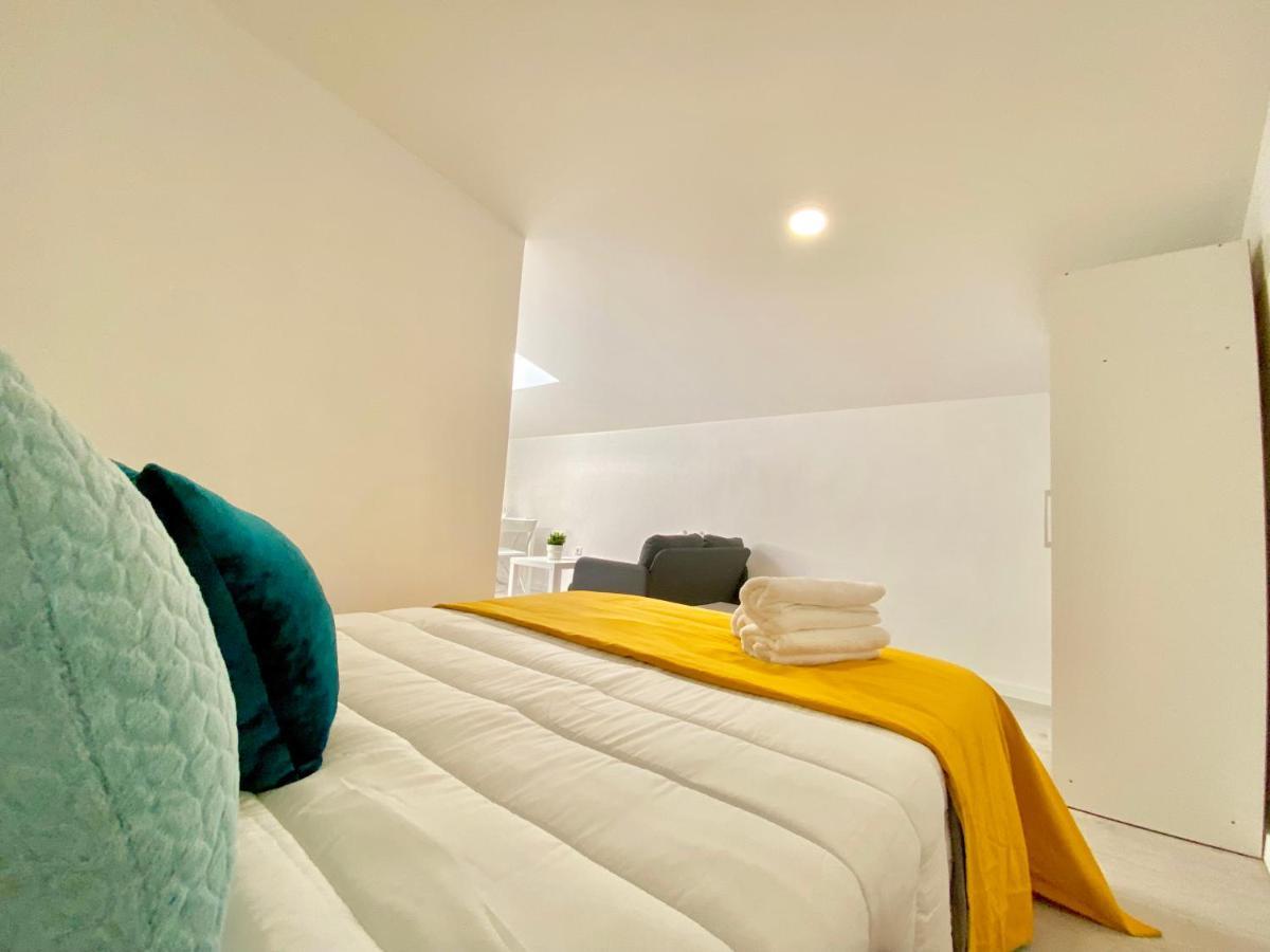 Brighthouse - Modern Apartments Nazare Exterior photo